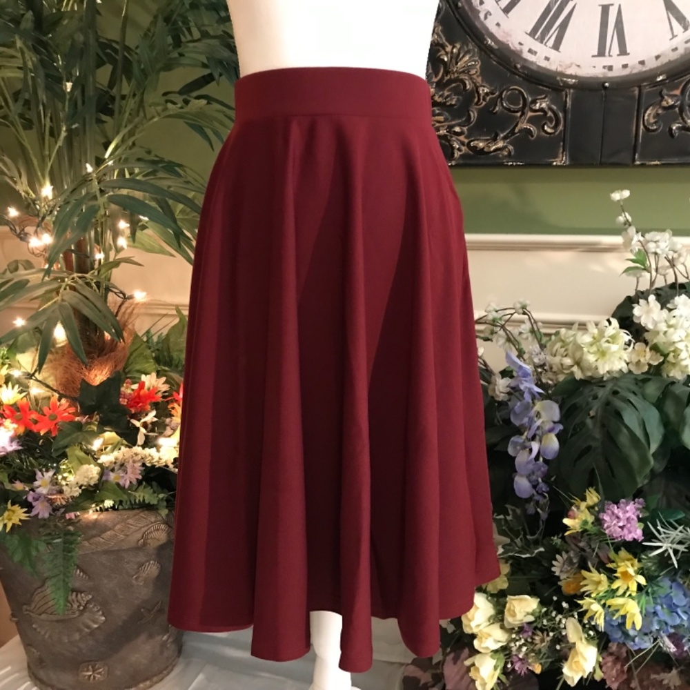 Skirt - Picture 3 of 9
